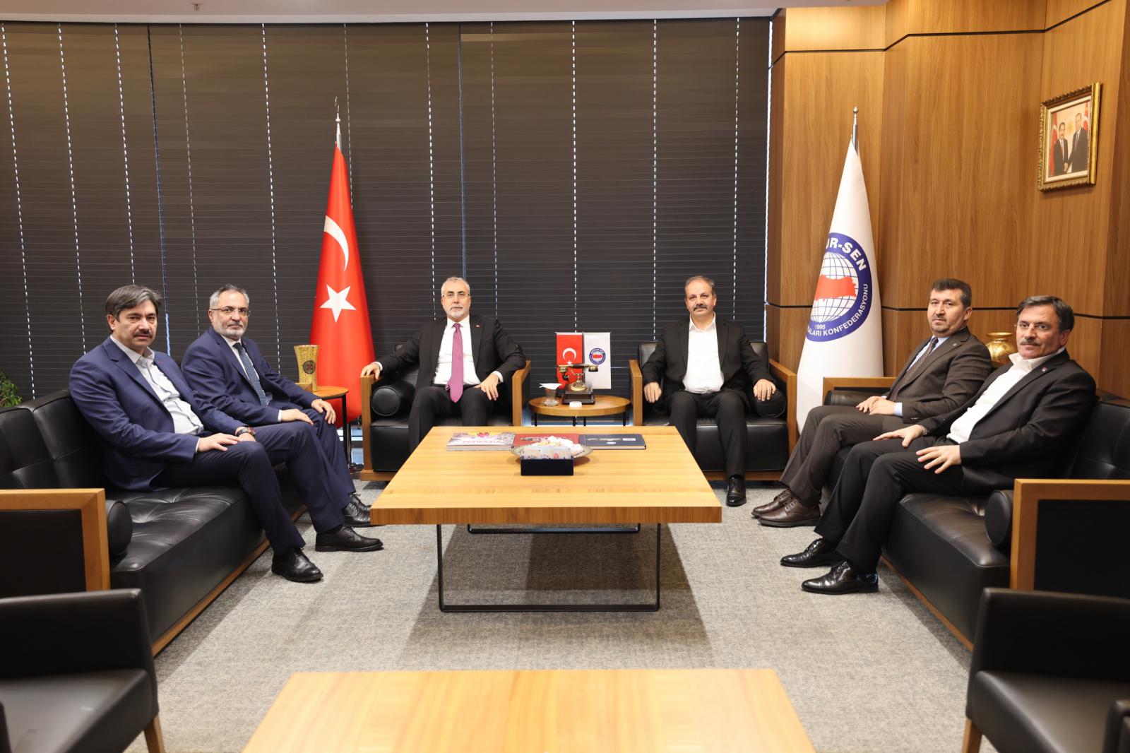 Kamu Personel Sistemi Memur-Sen’de Tartışıldı