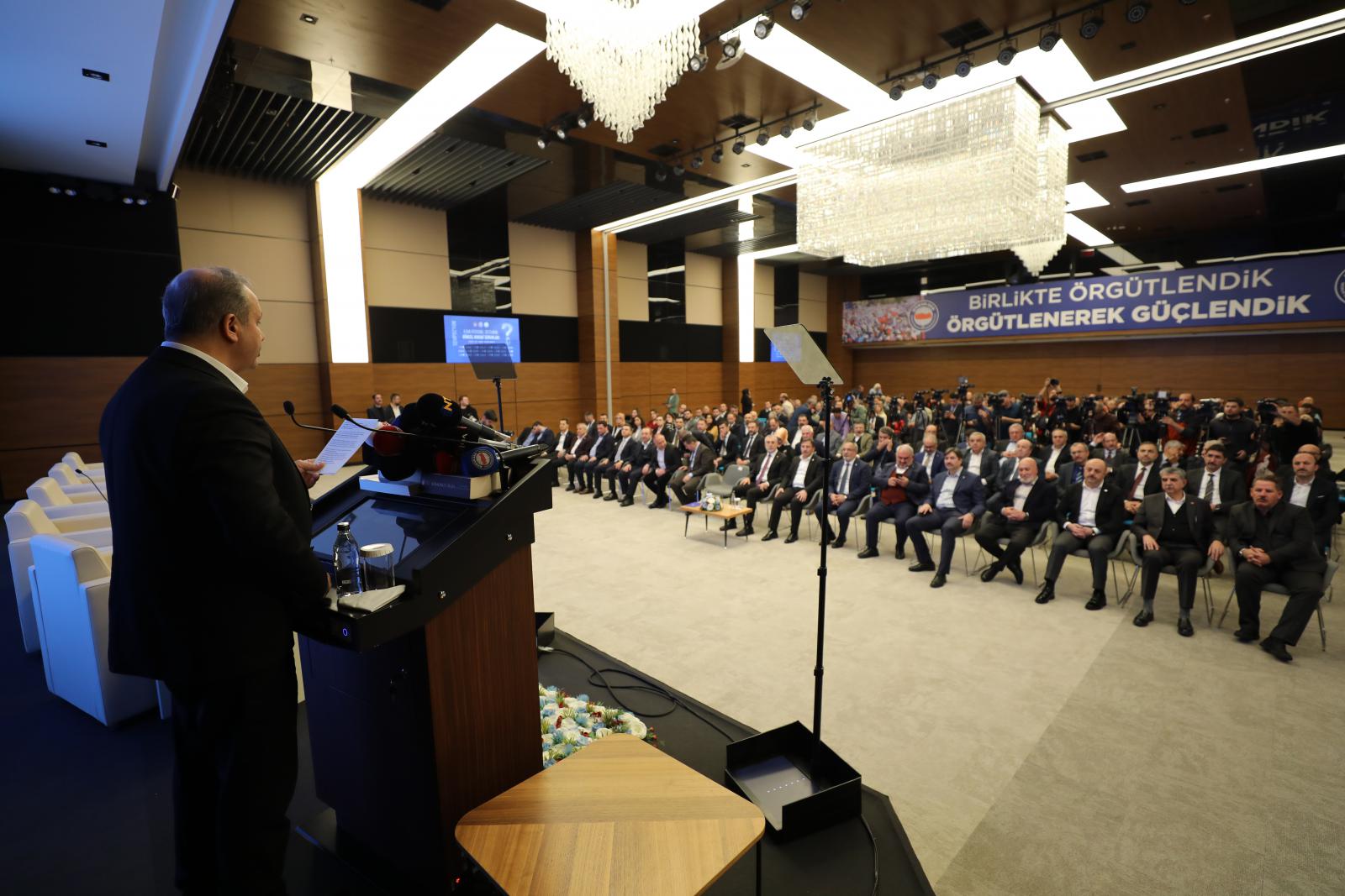 Kamu Personel Sistemi Memur-Sen’de Tartışıldı