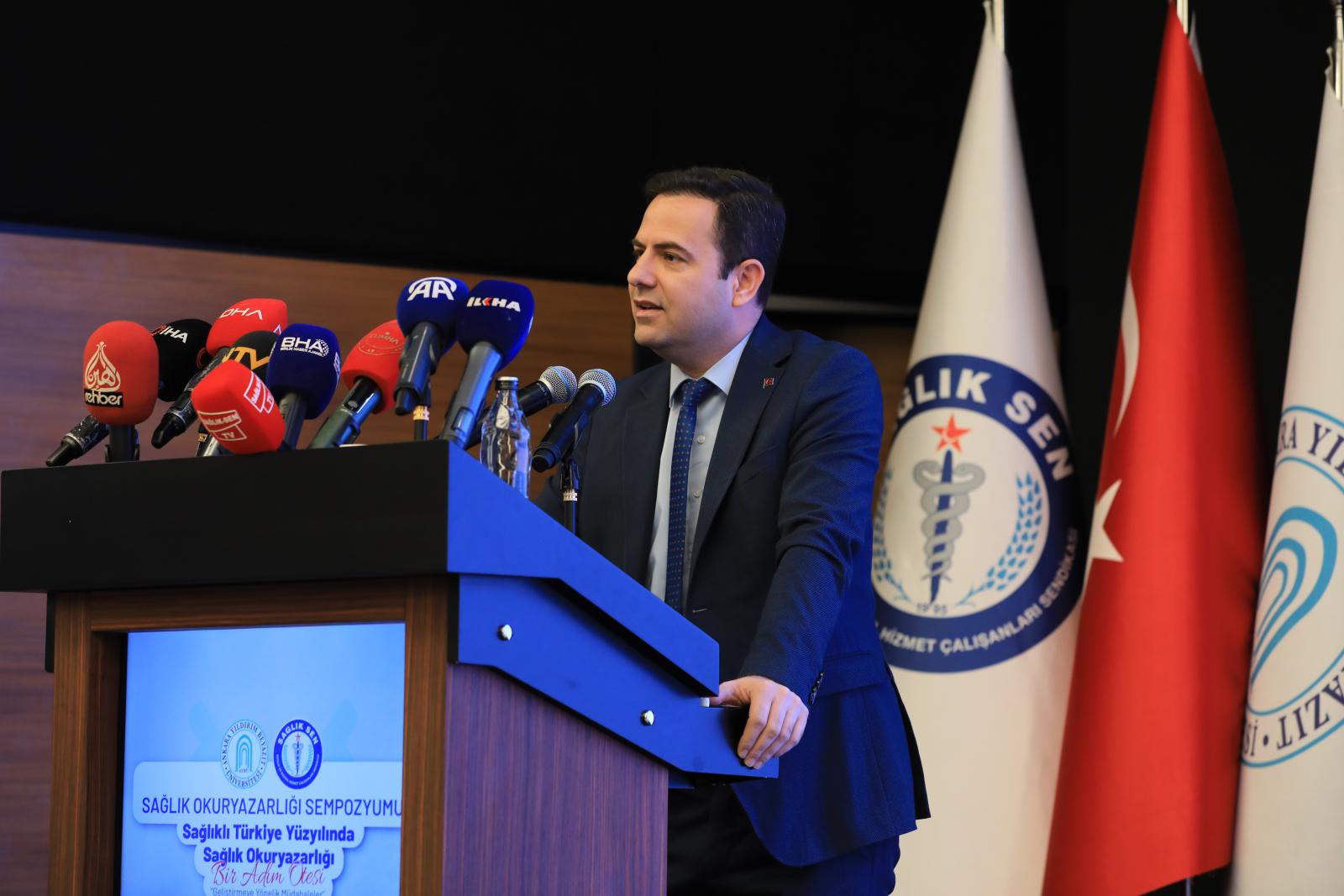 Sağlıklı Türkiye Yüzyılında Sağlık Okuryazarlığı Sempozyumu Düzenlendi