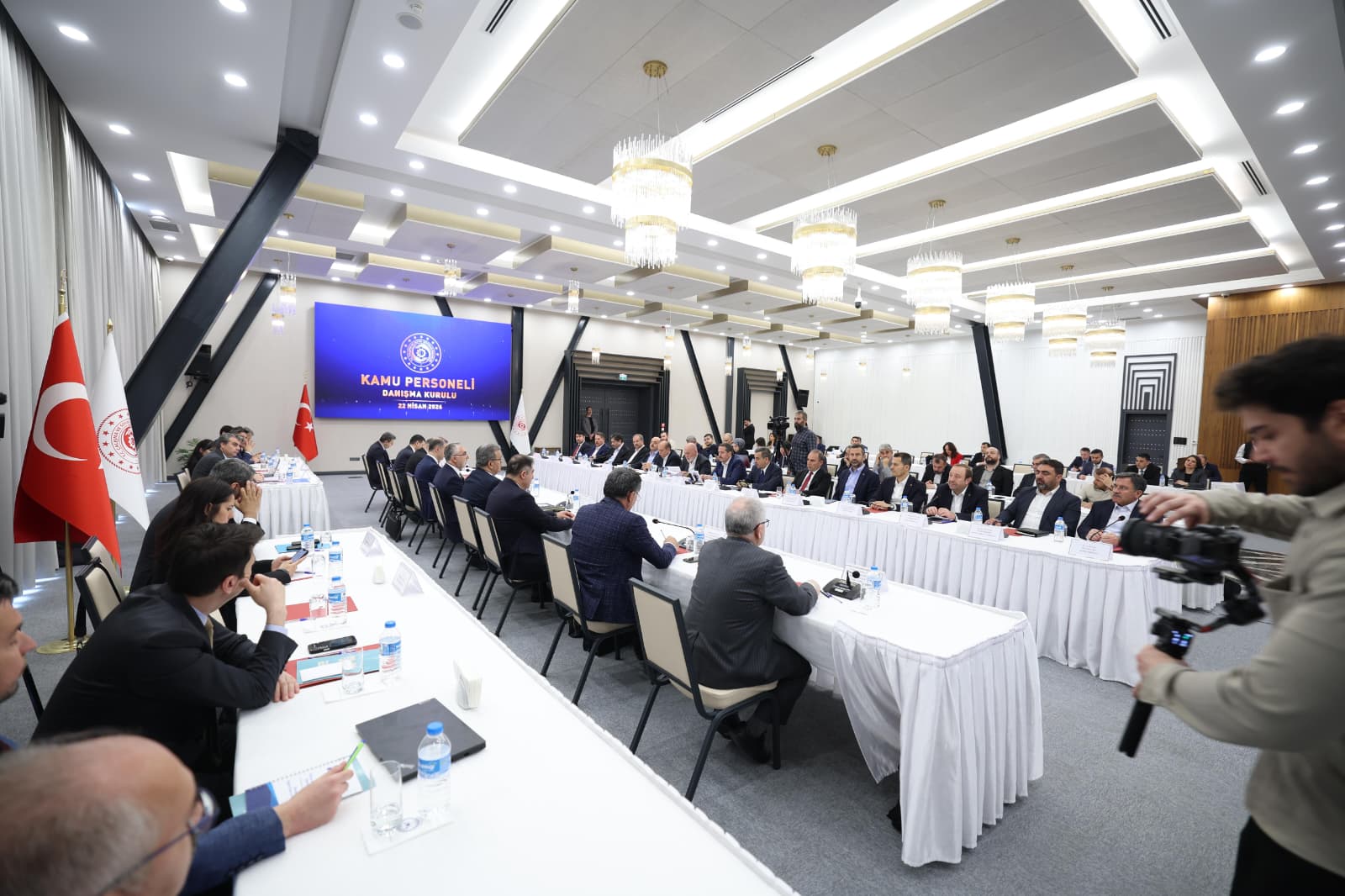 KPDK&rsquo;nın G&uuml;ndemi 4688 Sayılı Kanun Oldu
