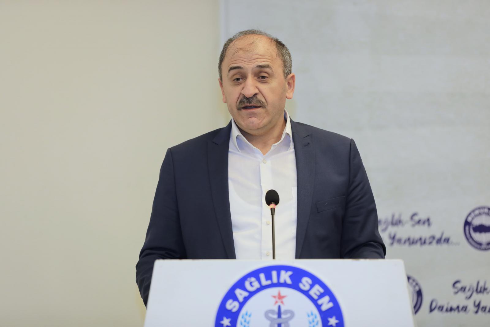 "Sağlık Profesyonellerine Muayene Önceliği Verilmesi Konusunda Israrcıyız"