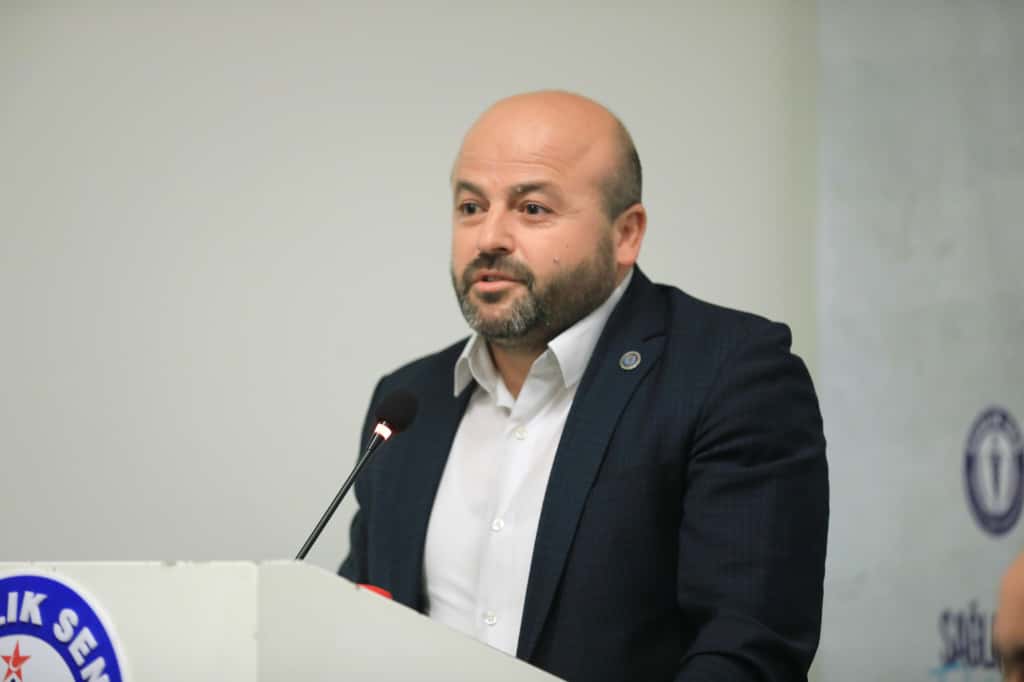 "Acil Serviste, Ortopedi Servisinde Nasıl Bir Mücadele Verildiğini Çok İyi Biliyorum"